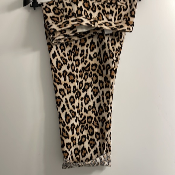 Banana republic Sloane pants in leopard - Picture 2 of 2